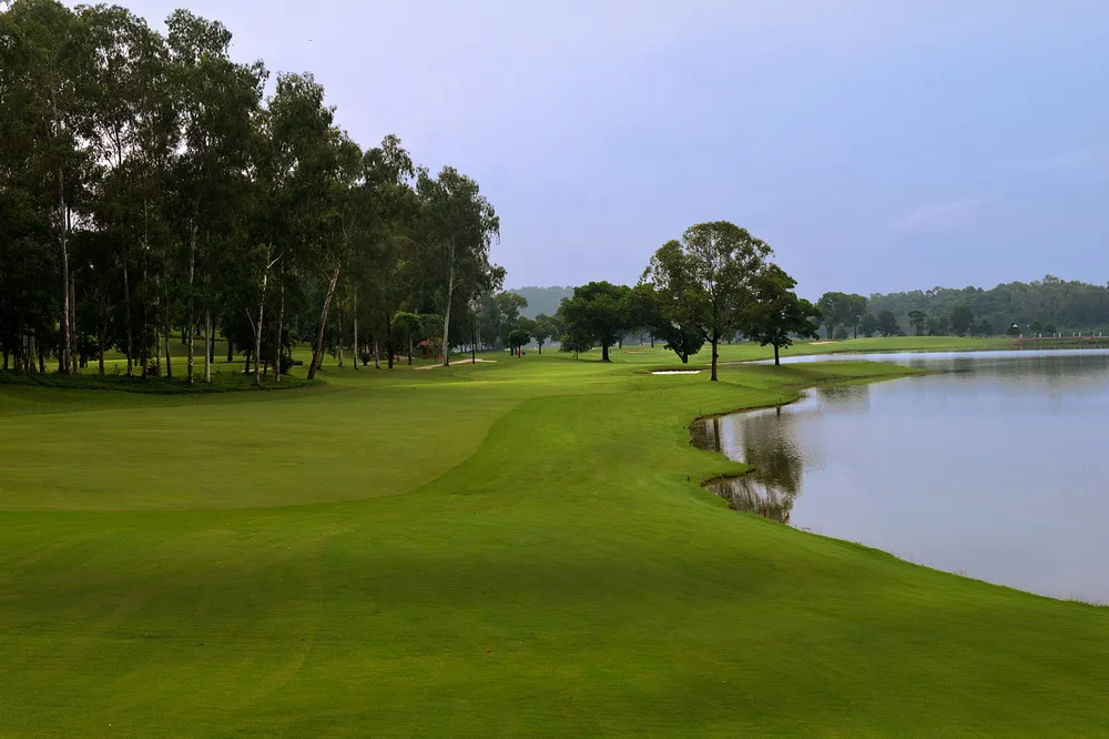 Hanoi Golf Tour