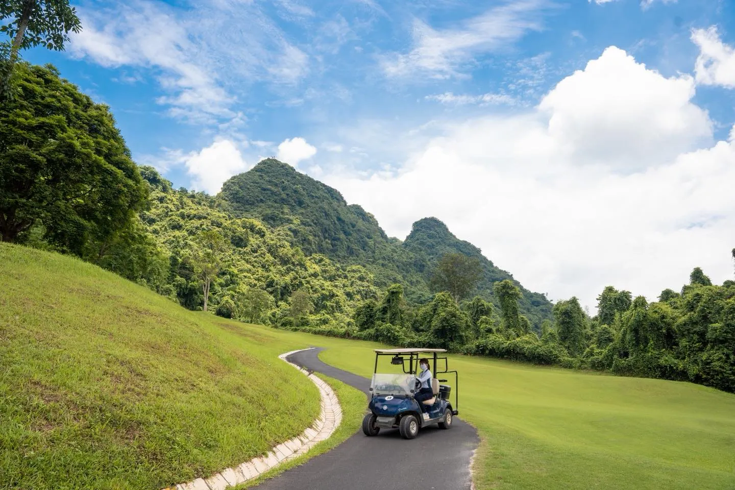 Hanoi Golf Tour