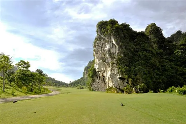 Hanoi Golf Tour
