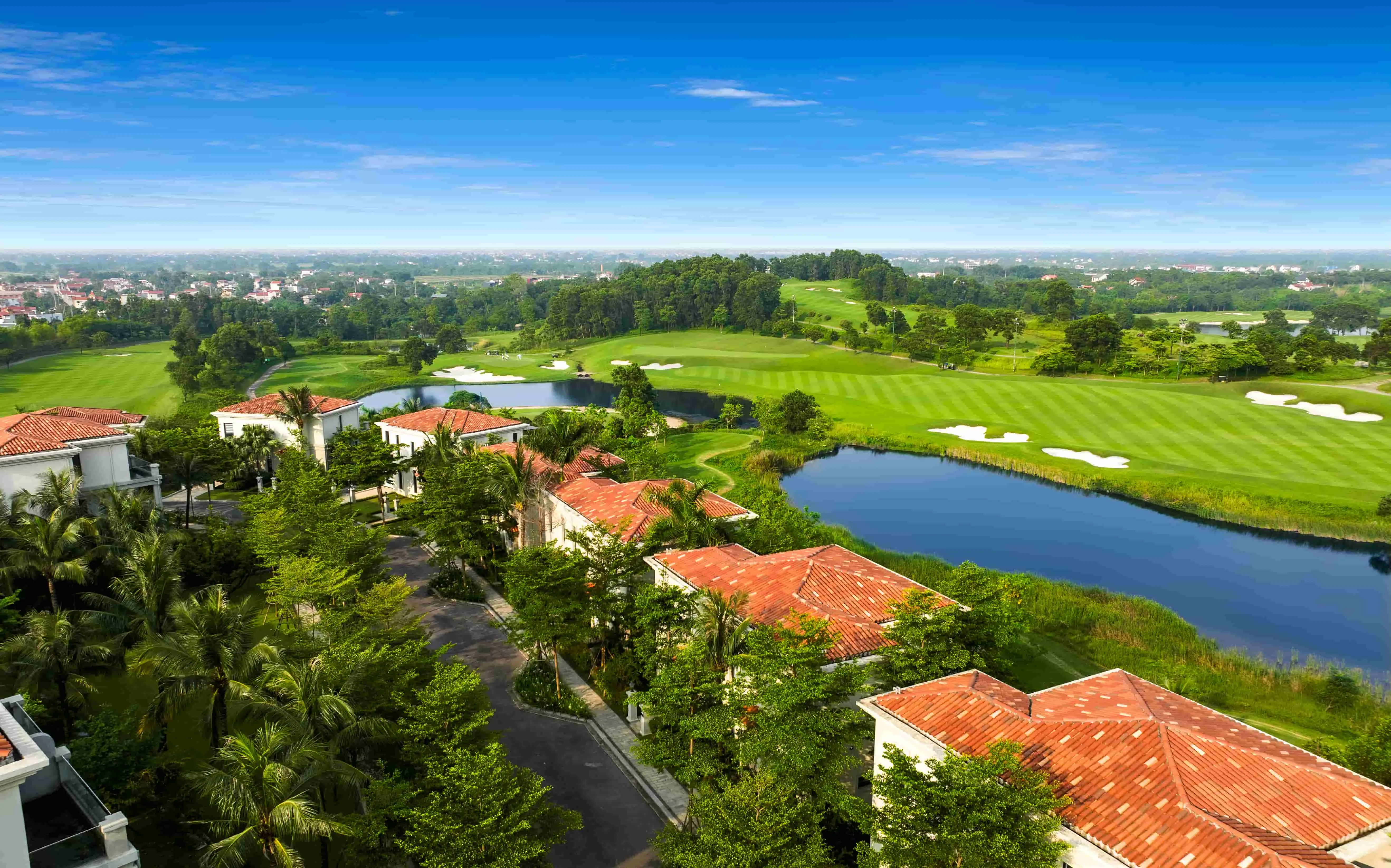 Sky Lake Resort & Golf Club